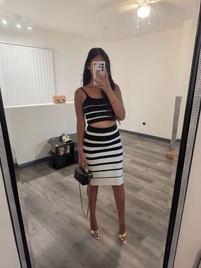 Zara Black and White Striped Cutout Pencil Skirt